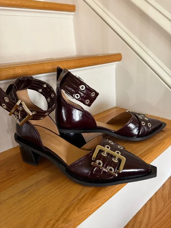 Ganni Chunky Buckle Open-Cut Pumps Burgundy Faux Leather  40  (US 9–9.5) - Picture 4 of 11